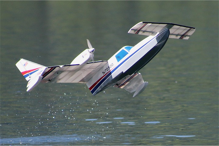 Elektro-Wasserfliegertreffen Grundlsee von 06. bis 07. Juni 2015 - Foto 169 - klick = zurck zum Index
